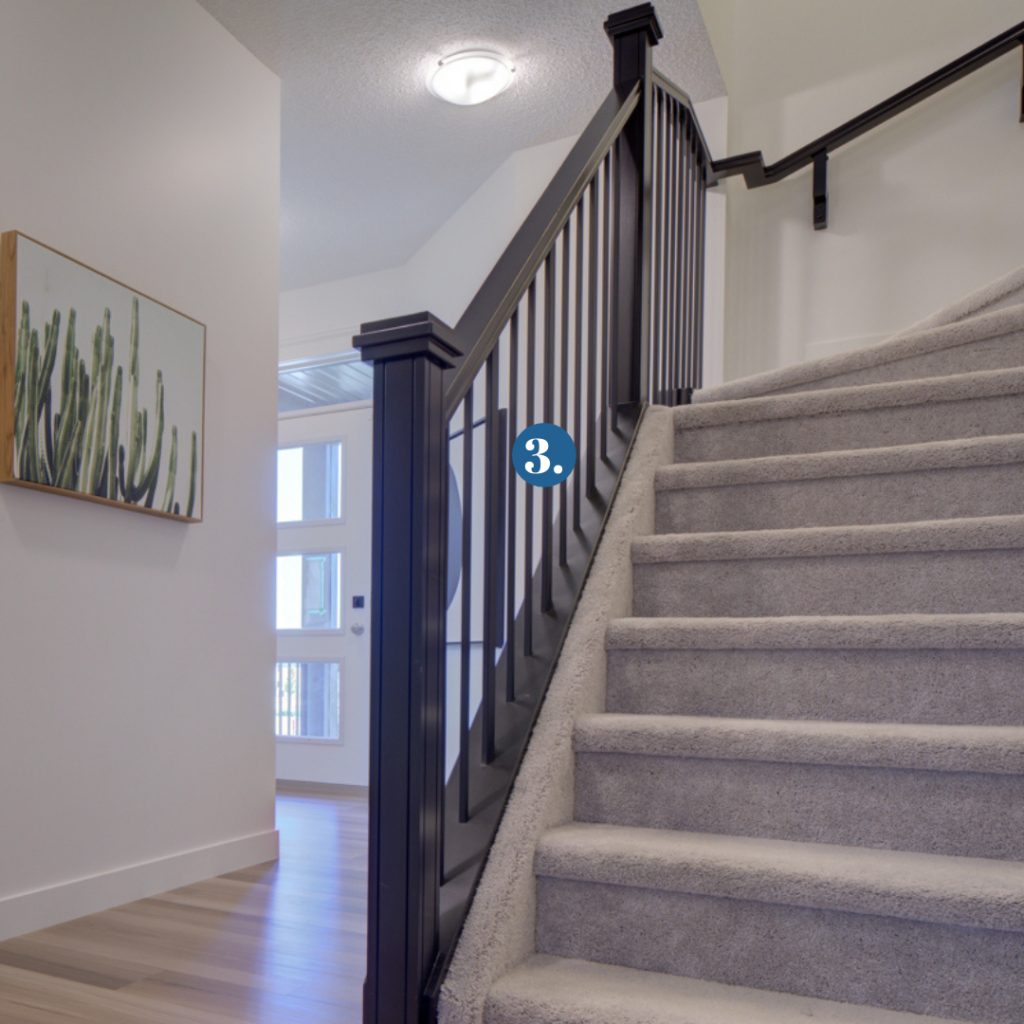 Horizontal Railing - Design Q Edmonton - Qualico Design Centre